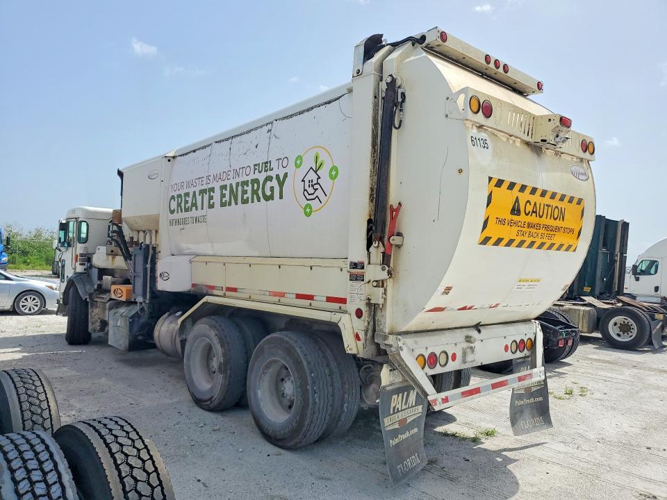 2019 PETERBILT 520 REFUSE TRUCK — Фото 2 из 12