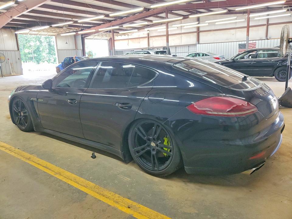 WP0AD2A77GL040584 2016 PORSCHE PANAMERA photo no. 2