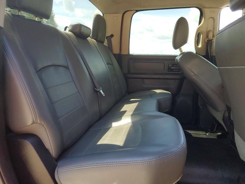 2016 RAM 3500 ST — Фото 11 из 13