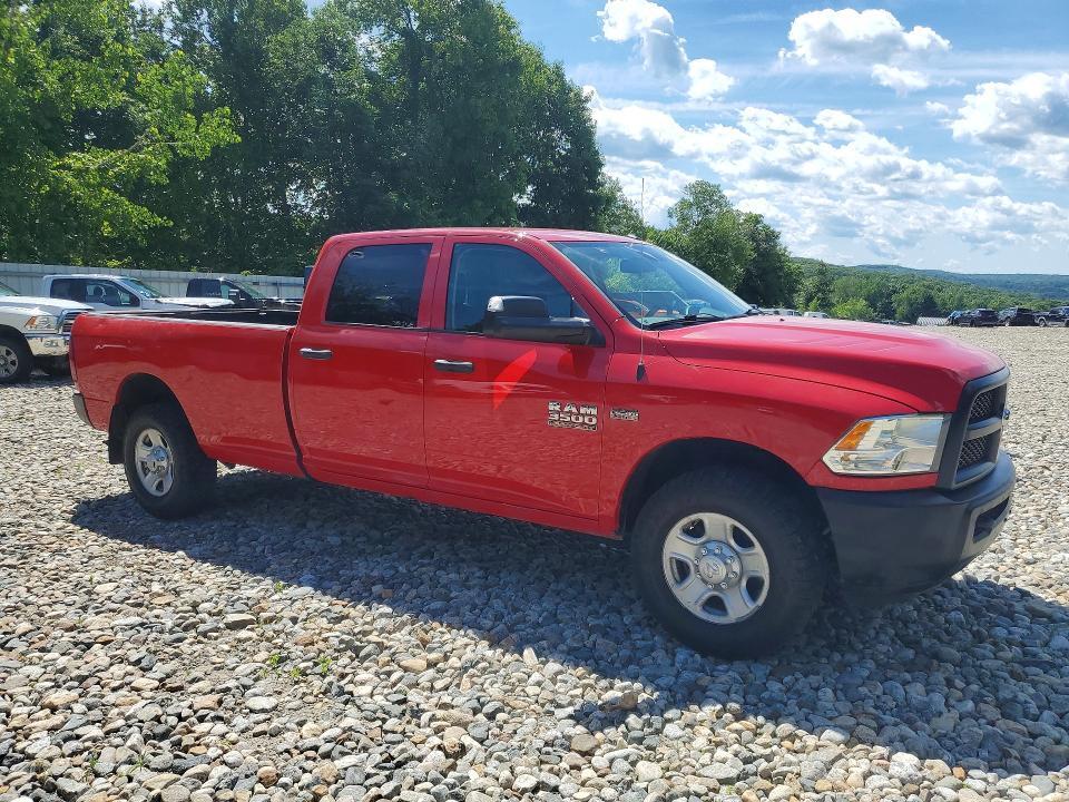 2016 RAM 3500 ST — Фото 4 из 13