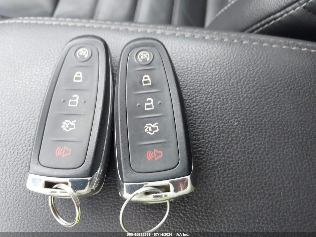 1FMCU0JD2HUB28971 2017 FORD ESCAPE photo no. 11