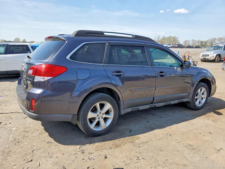 2013 SUBARU OUTBACK 2.5I PREMIUM — Фото 3 из 13
