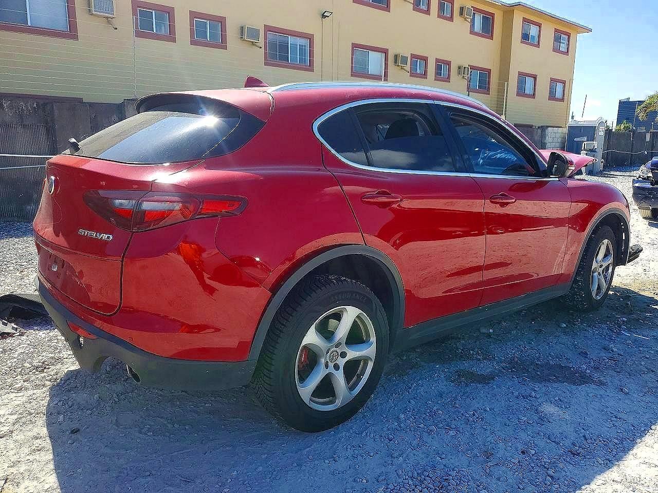 2018 ALFA ROMEO STELVIO — Фото 3 из 14