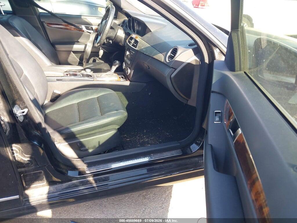 WDDGF4HB7CR223930 2012 MERCEDES-BENZ C 250 photo no. 5