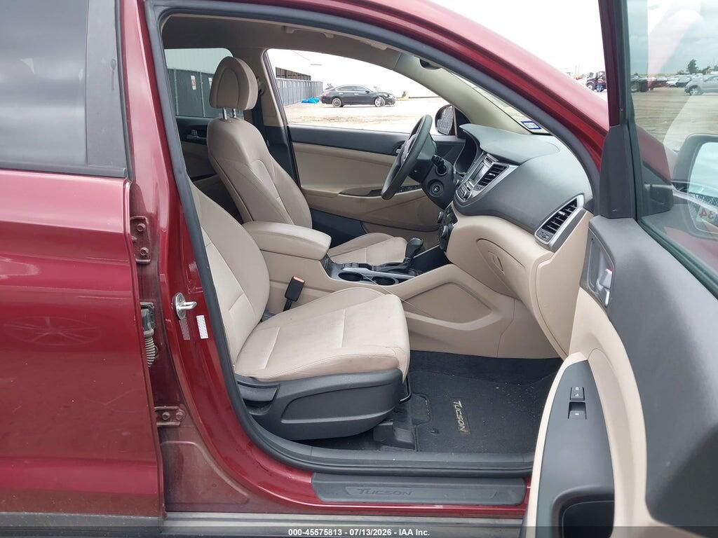 KM8J23A47GU196549 2016 HYUNDAI TUCSON photo no. 5