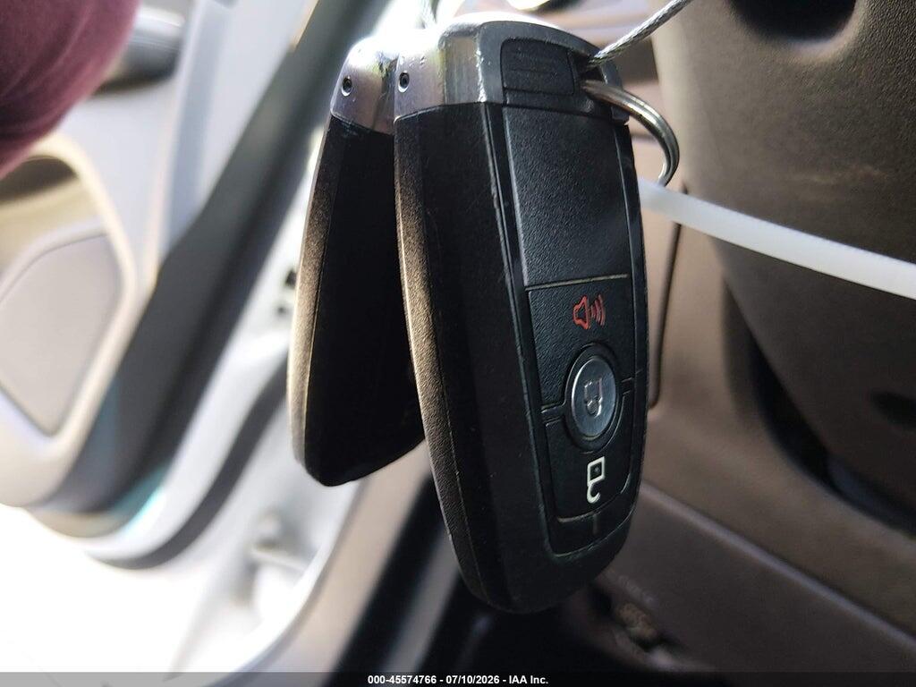 2FMPK3G91HBC36208 2017 FORD EDGE photo no. 11