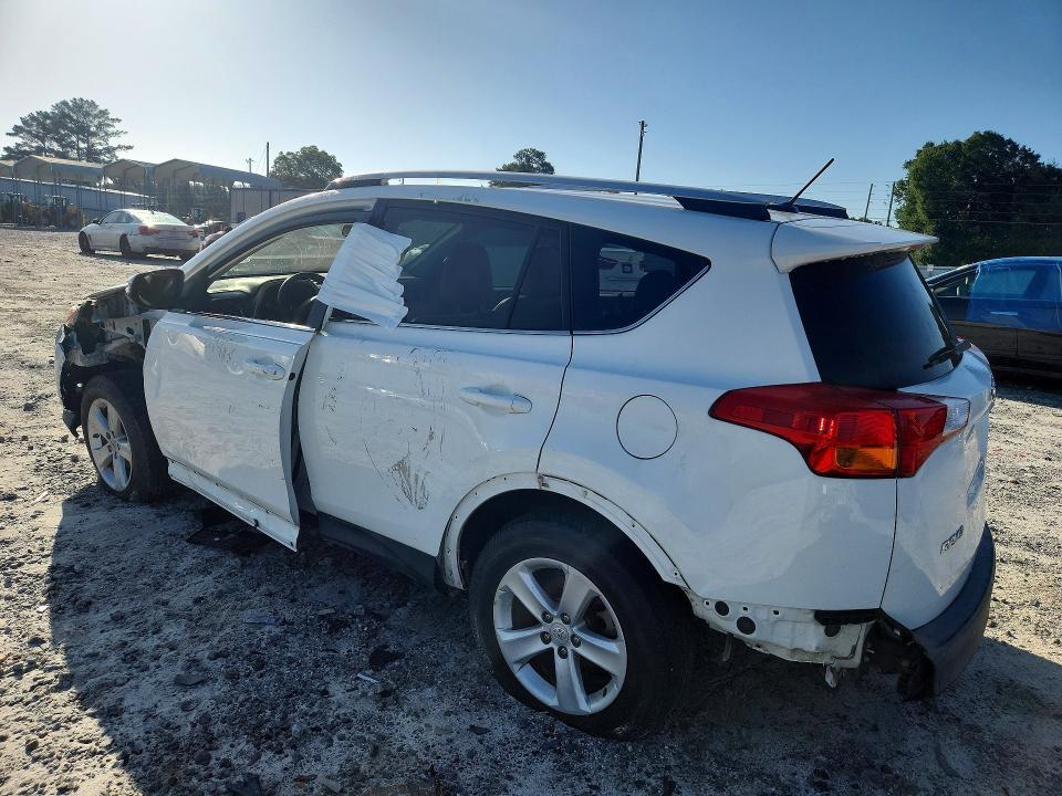 2014 TOYOTA RAV4 XLE — Фото 2 из 12