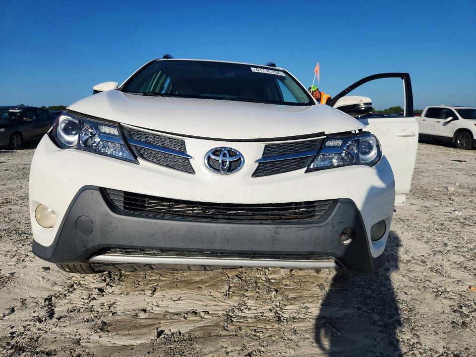2014 TOYOTA RAV4 XLE — Фото 5 из 12