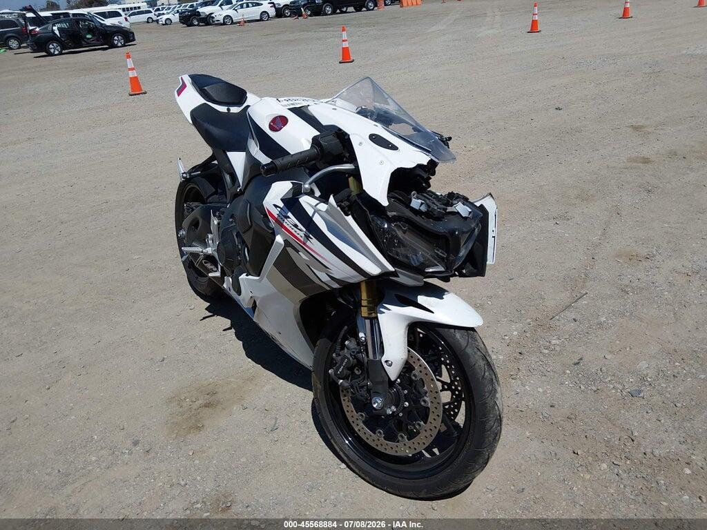 JH2SC771XTK900458 2026 HONDA CBR1000 photo no. 1