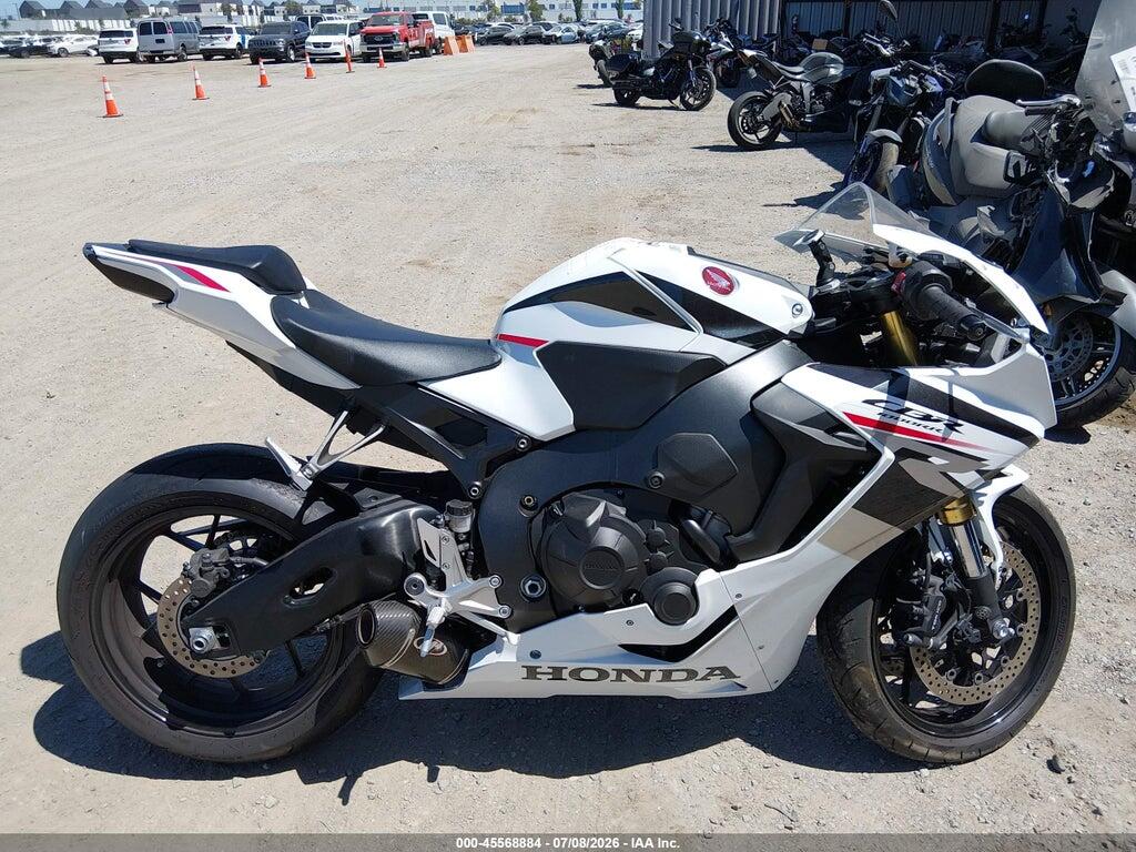 JH2SC771XTK900458 2026 HONDA CBR1000 photo no. 12