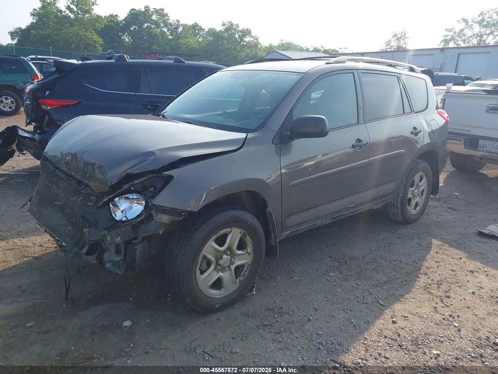 2T3BF4DV6BW169717 2011 TOYOTA RAV4 photo no. 2