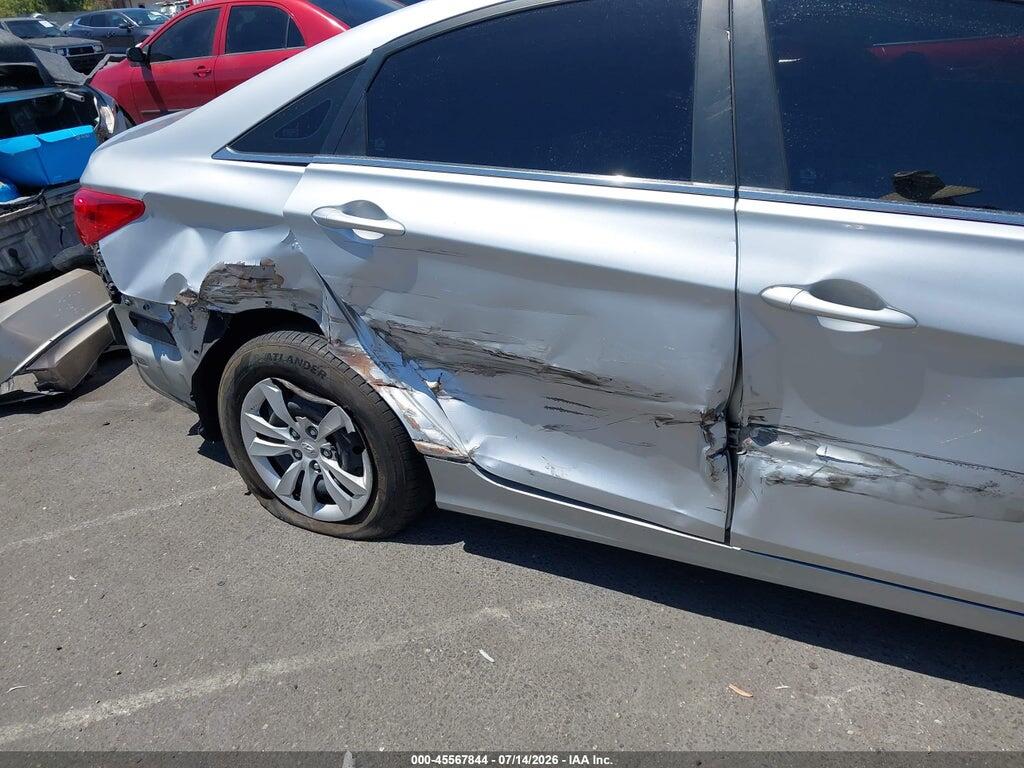 5NPEB4AC2DH546467 2013 HYUNDAI SONATA photo no. 6