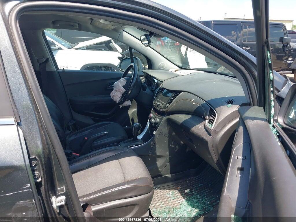 3GNCJLSB8KL162367 2019 CHEVROLET TRAX photo no. 5