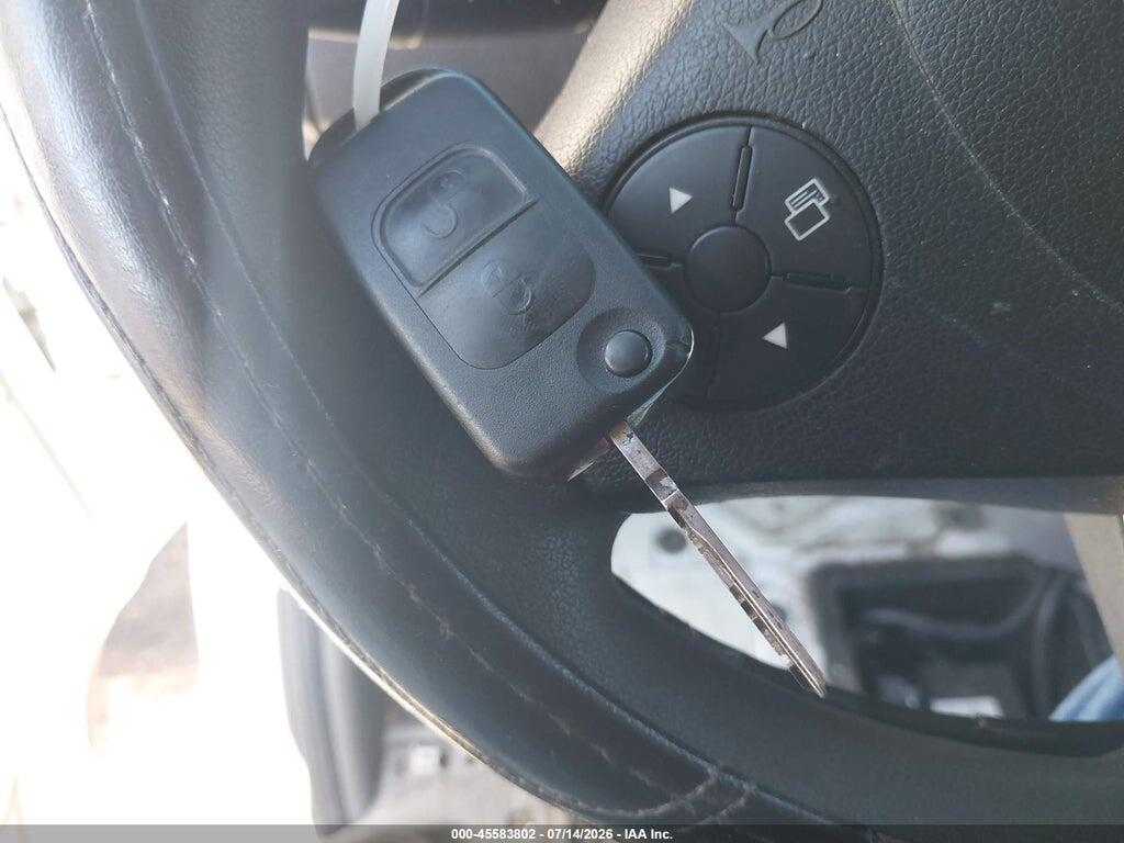 WD3PE8CD7HP523025 2017 MERCEDES-BENZ SPRINTER 2500 photo no. 11