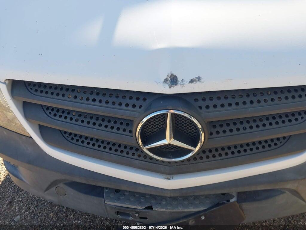 WD3PE8CD7HP523025 2017 MERCEDES-BENZ SPRINTER 2500 photo no. 6