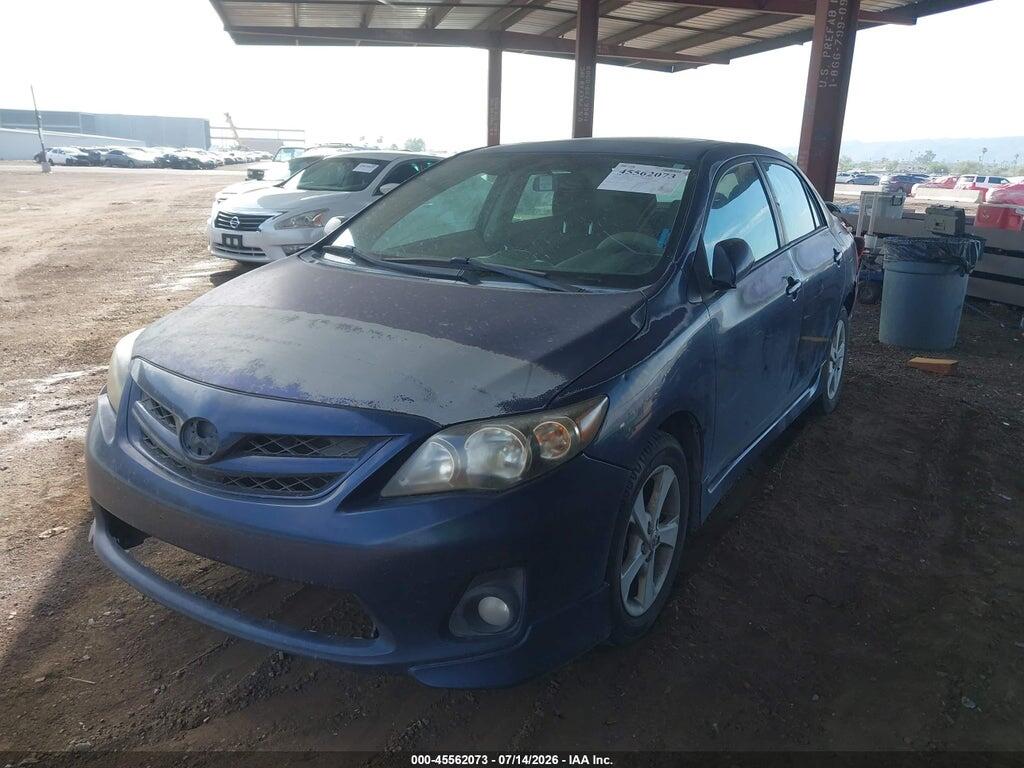 2T1BU4EE5CC767989 2012 TOYOTA COROLLA photo no. 2
