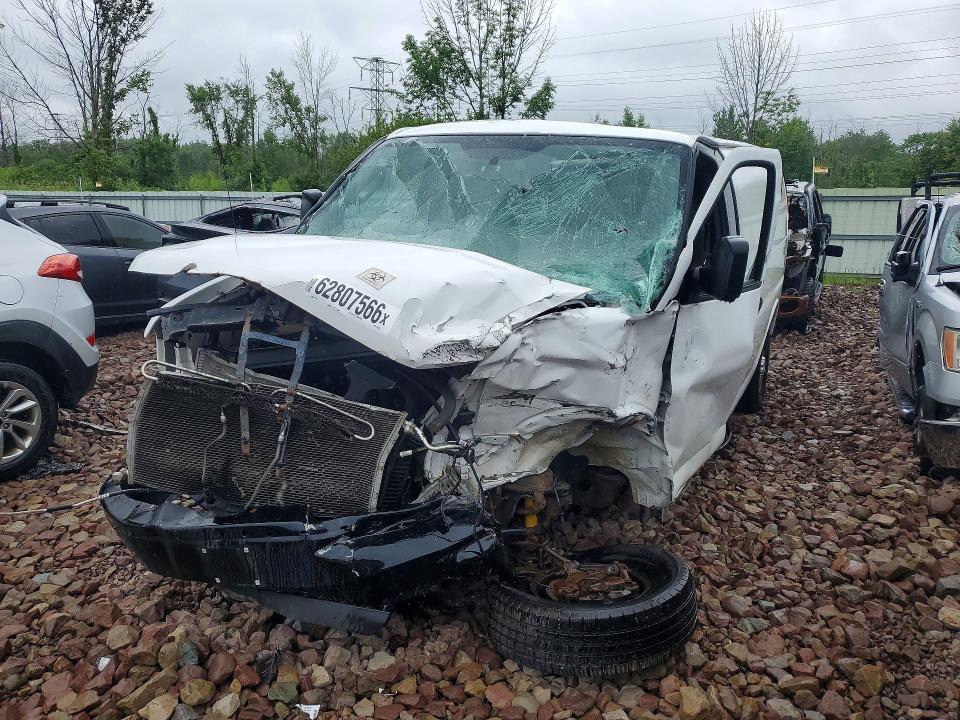 1GCWGAFFXG1138429 2016 CHEVROLET EXPRESS G2500 photo no. 1