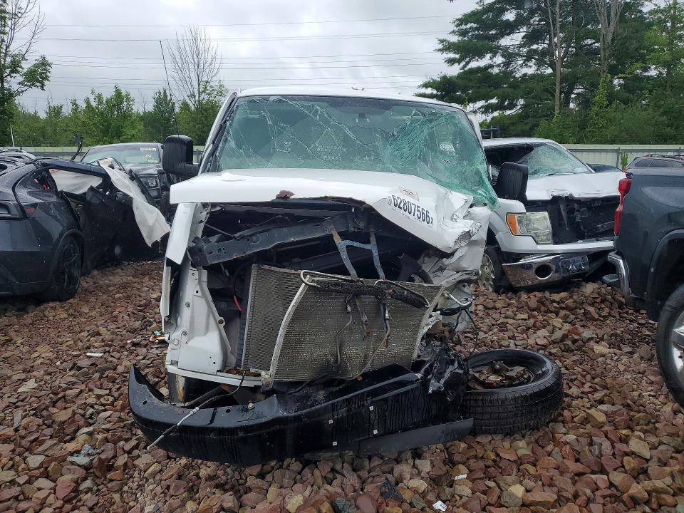 1GCWGAFFXG1138429 2016 CHEVROLET EXPRESS G2500 photo no. 5