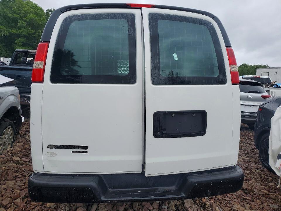 1GCWGAFFXG1138429 2016 CHEVROLET EXPRESS G2500 photo no. 6