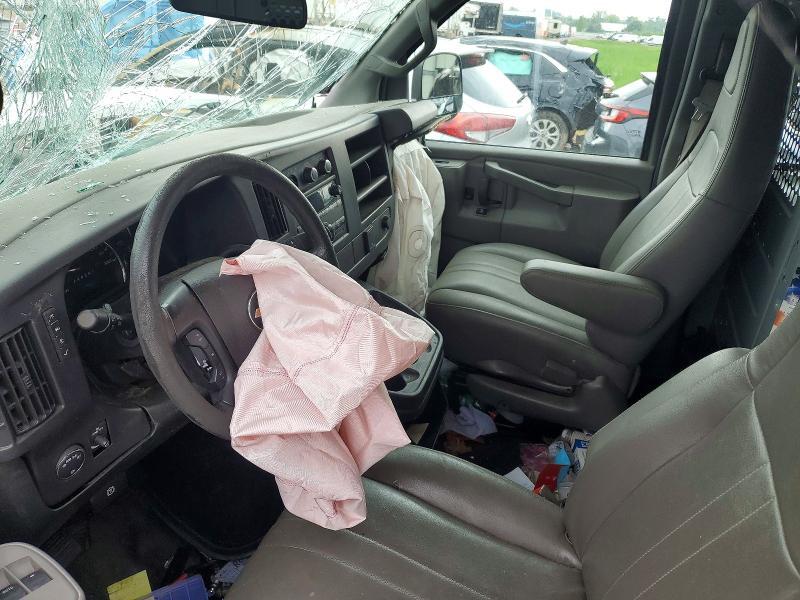 1GCWGAFFXG1138429 2016 CHEVROLET EXPRESS G2500 photo no. 8
