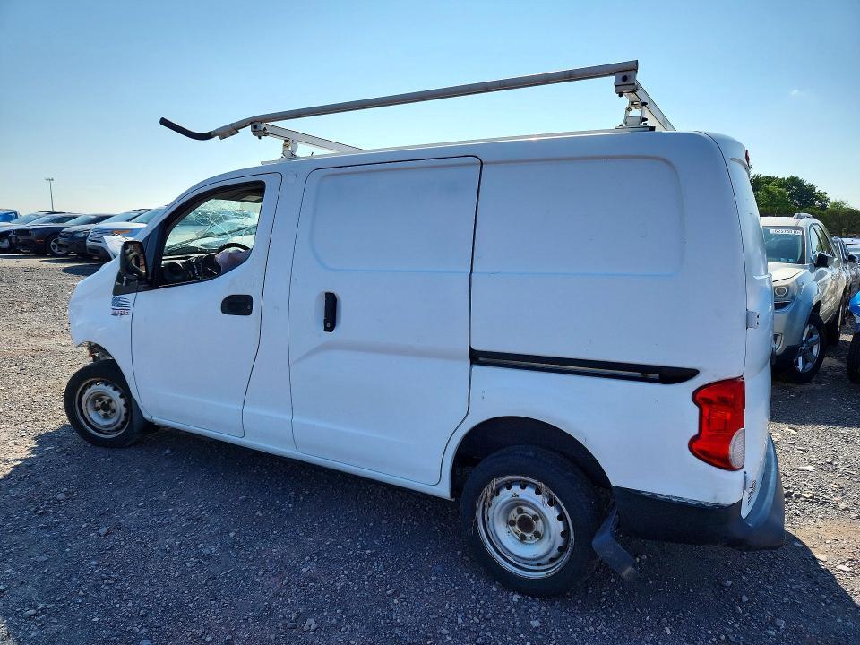 2015 NISSAN NV200 S - DELIVERY VAN — Фото 2 из 13
