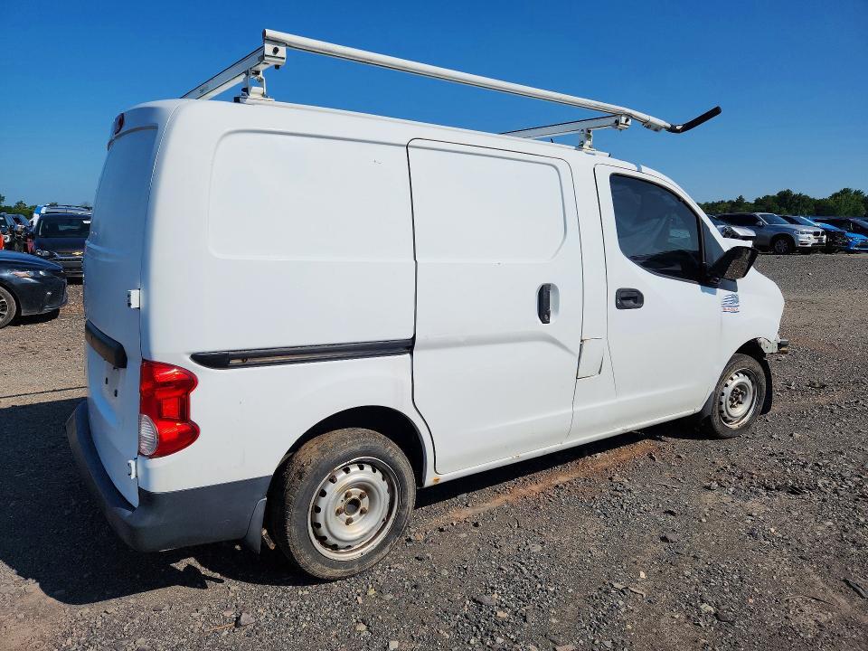2015 NISSAN NV200 S - DELIVERY VAN — Фото 3 из 13