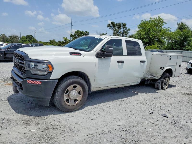 2024 RAM 2500 TRADESMAN — Фото 2 из 10