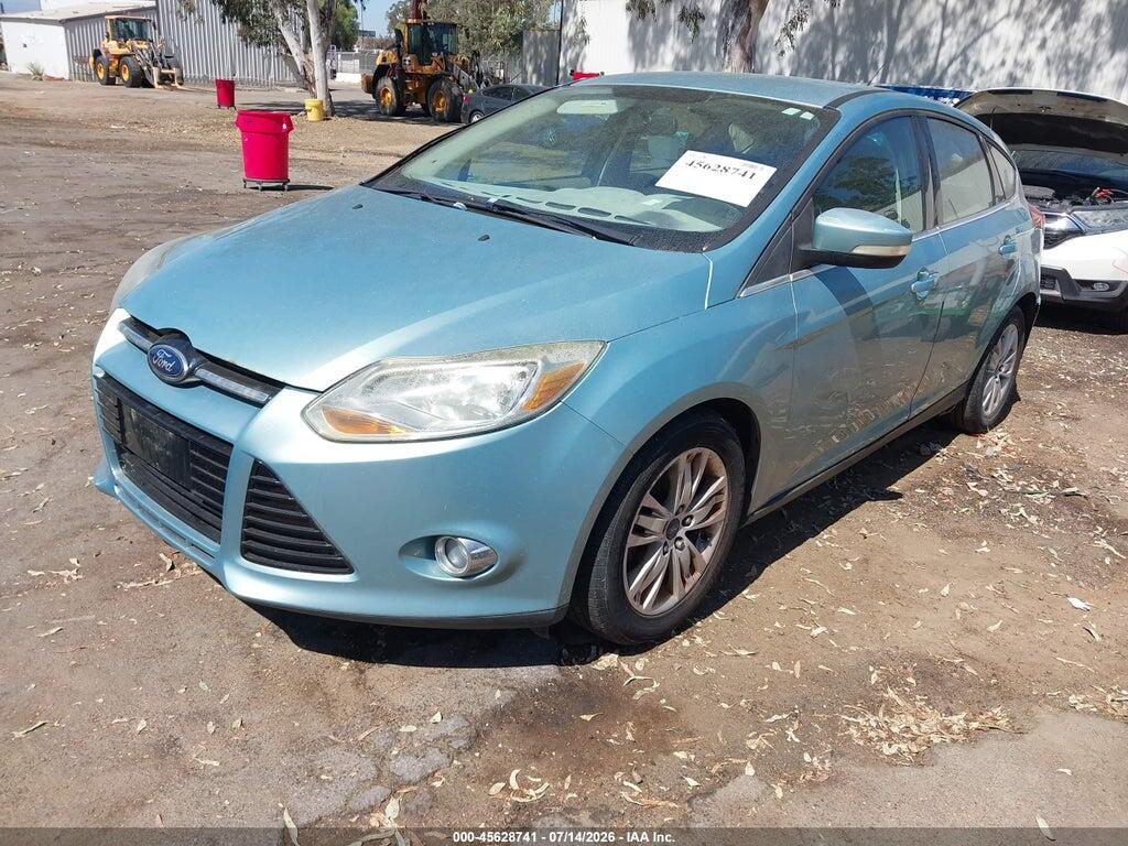 1FAHP3M2XCL438867 2012 FORD FOCUS photo no. 2