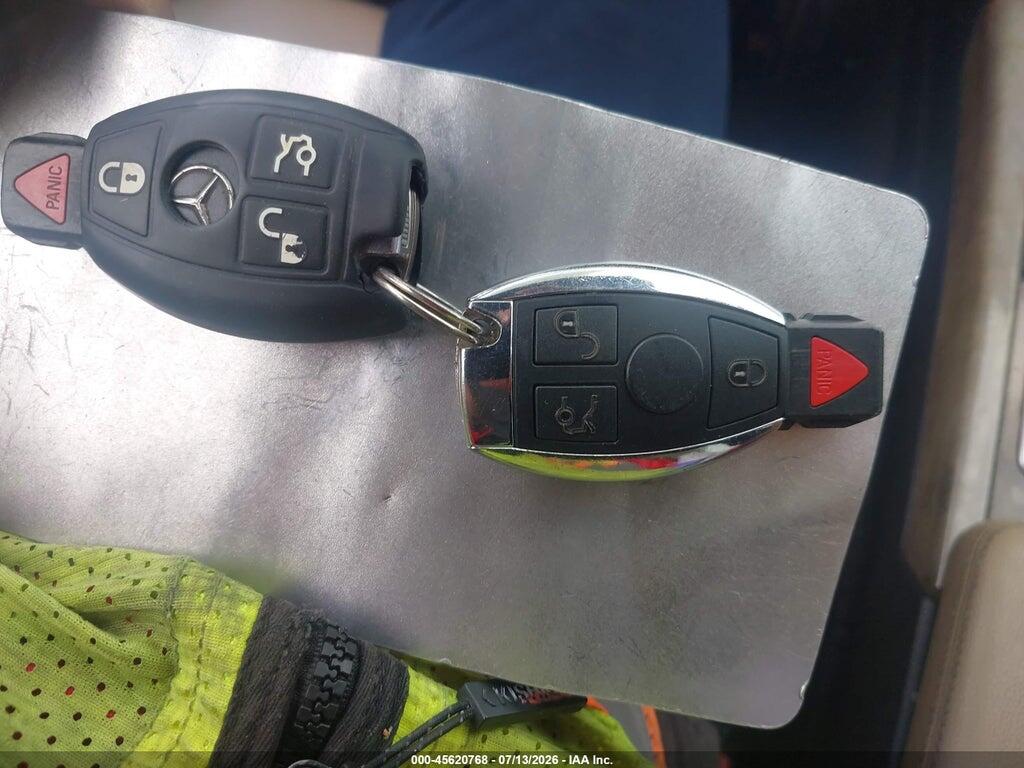 WDDHF5GB6BA444976 2011 MERCEDES-BENZ E 350 photo no. 11