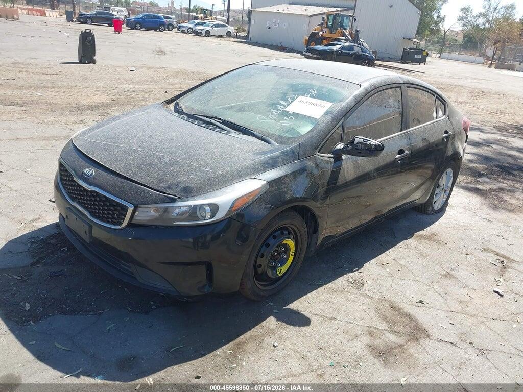 3KPFK4A79HE139442 2017 KIA FORTE photo no. 2
