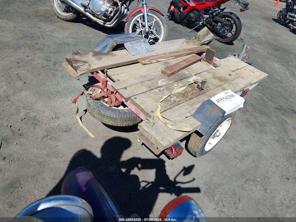 LN2UT08119Z027483 2010 CHANGZHOU UTILITY TRAILER photo no. 4