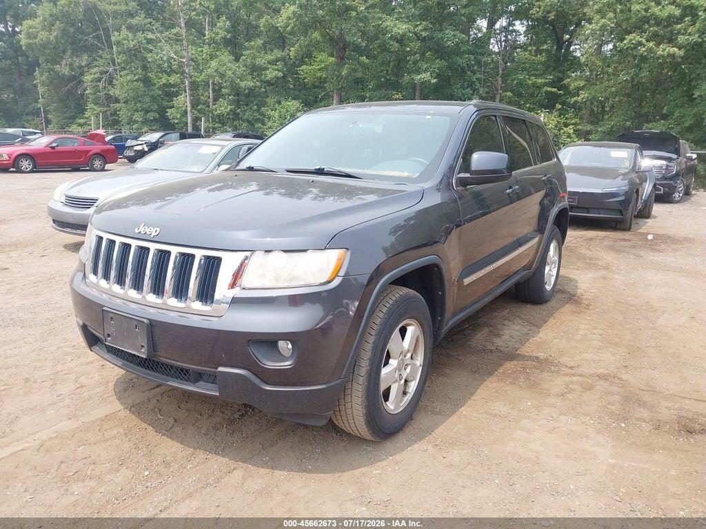 1C4RJFAG3DC587608 2013 JEEP GRAND CHEROKEE photo no. 2