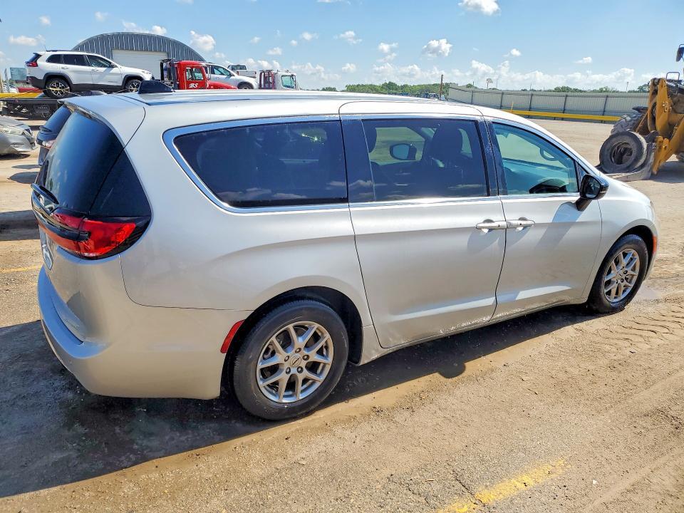 2C4RC1BG2RR129570 2024 CHRYSLER PACIFICA photo no. 3