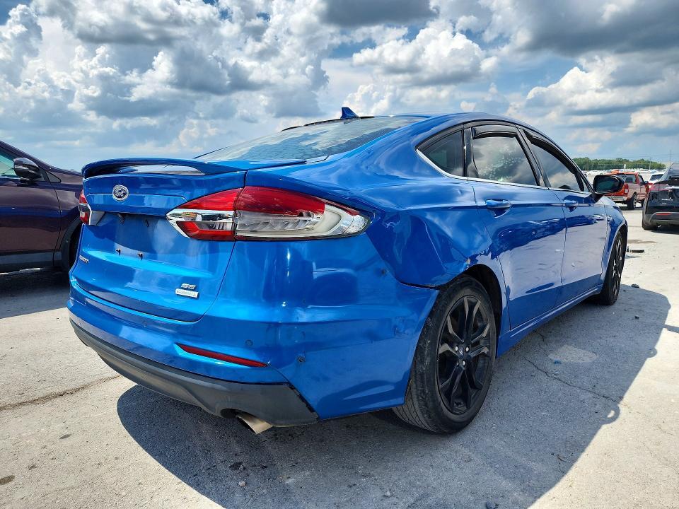 2019 FORD FUSION SE — Фото 3 из 12
