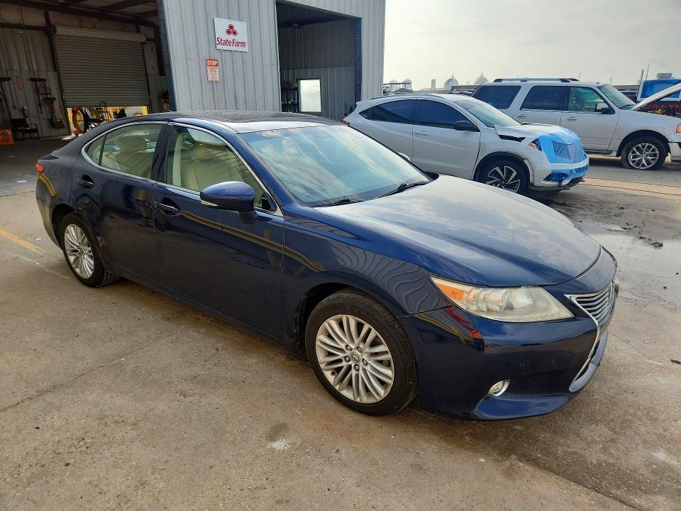 JTHBK1GG5F2160866 2015 LEXUS ES photo no. 4