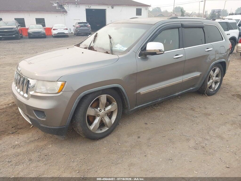 1J4RR6GT8BC713529 2011 JEEP GRAND CHEROKEE photo no. 2
