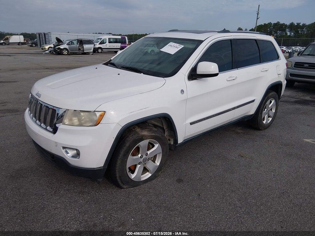 1C4RJFAT9DC646142 2013 JEEP GRAND CHEROKEE photo no. 2