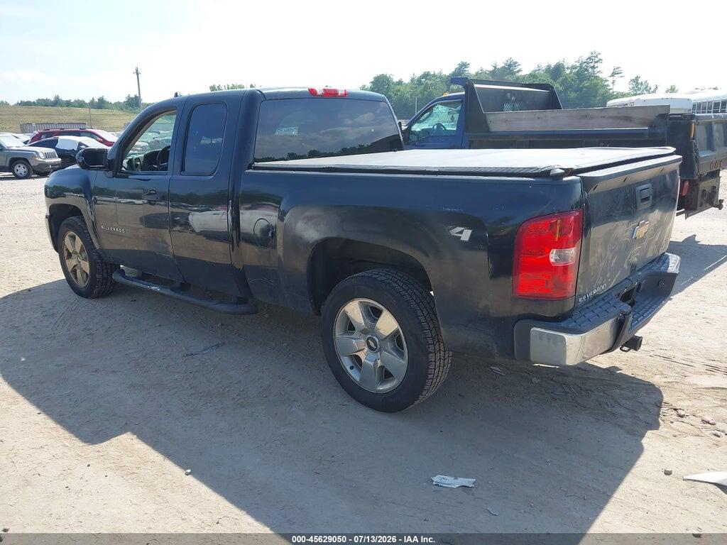 1GCRKSE39BZ350127 2011 CHEVROLET SILVERADO 1500 photo no. 3