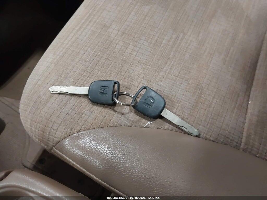 JHLRD78472C001887 2002 HONDA CR-V photo no. 11