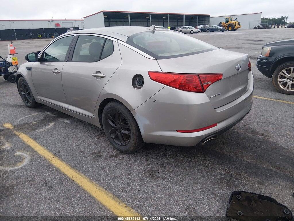 KNAGM4A79B5082917 2011 KIA OPTIMA photo no. 3