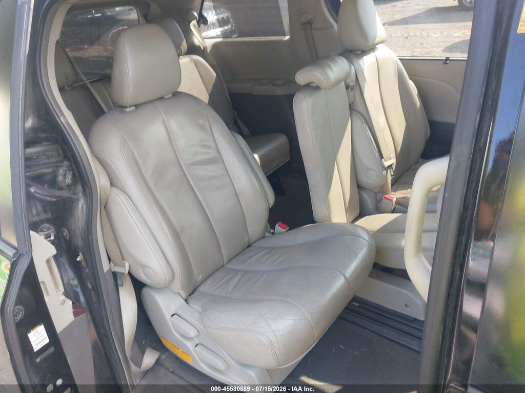 5TDYK3DC1CS248116 2012 TOYOTA SIENNA photo no. 8