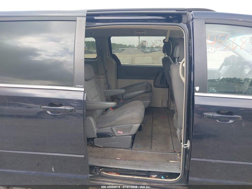 2A4RR2D13AR338389 2010 CHRYSLER TOWN & COUNTRY photo no. 8