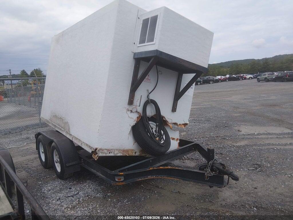 1P9RC122X4F190241 2004 POLAR 12' REEFER BOX TRAILER photo no. 1