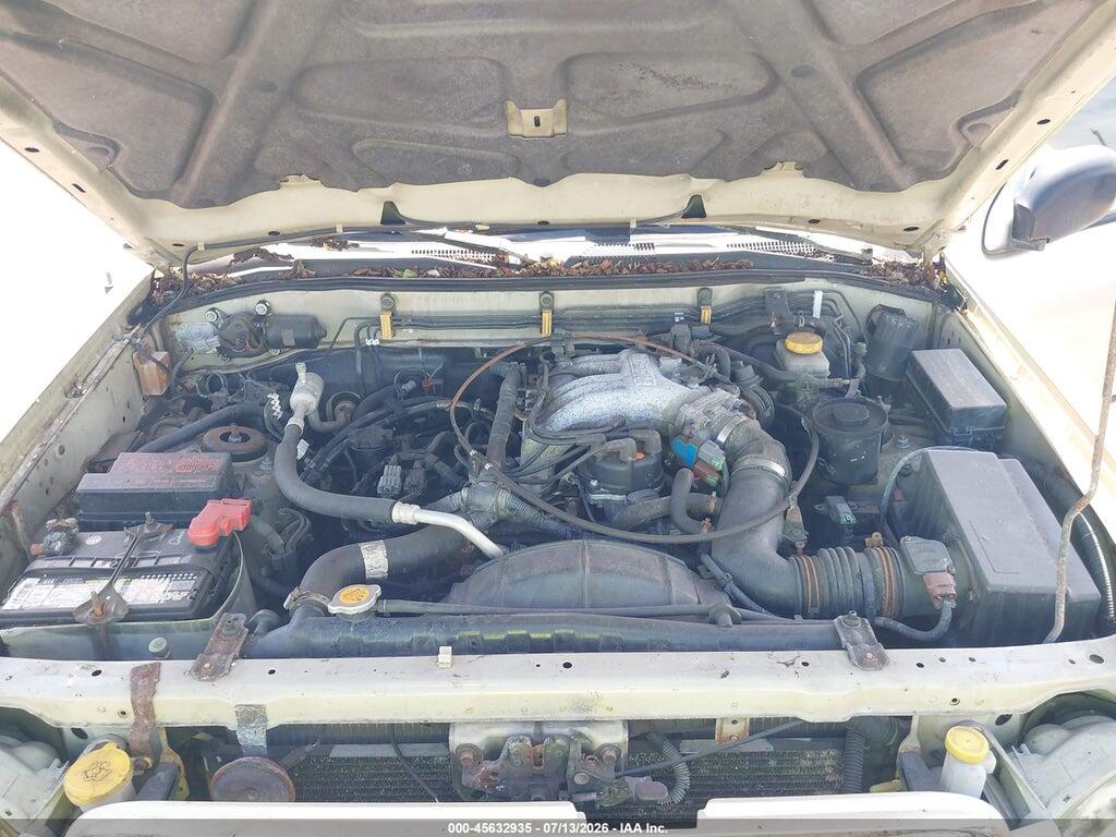 JN8AR07S0YW435955 2000 NISSAN PATHFINDER photo no. 10