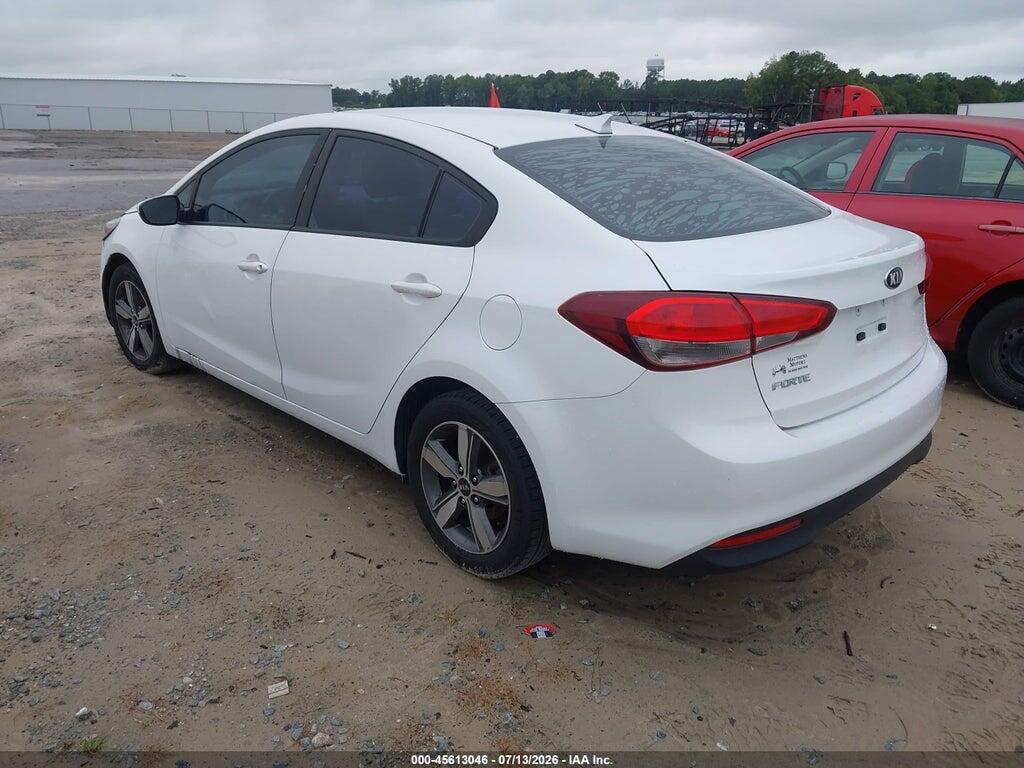 3KPFL4A72JE187366 2018 KIA FORTE photo no. 3