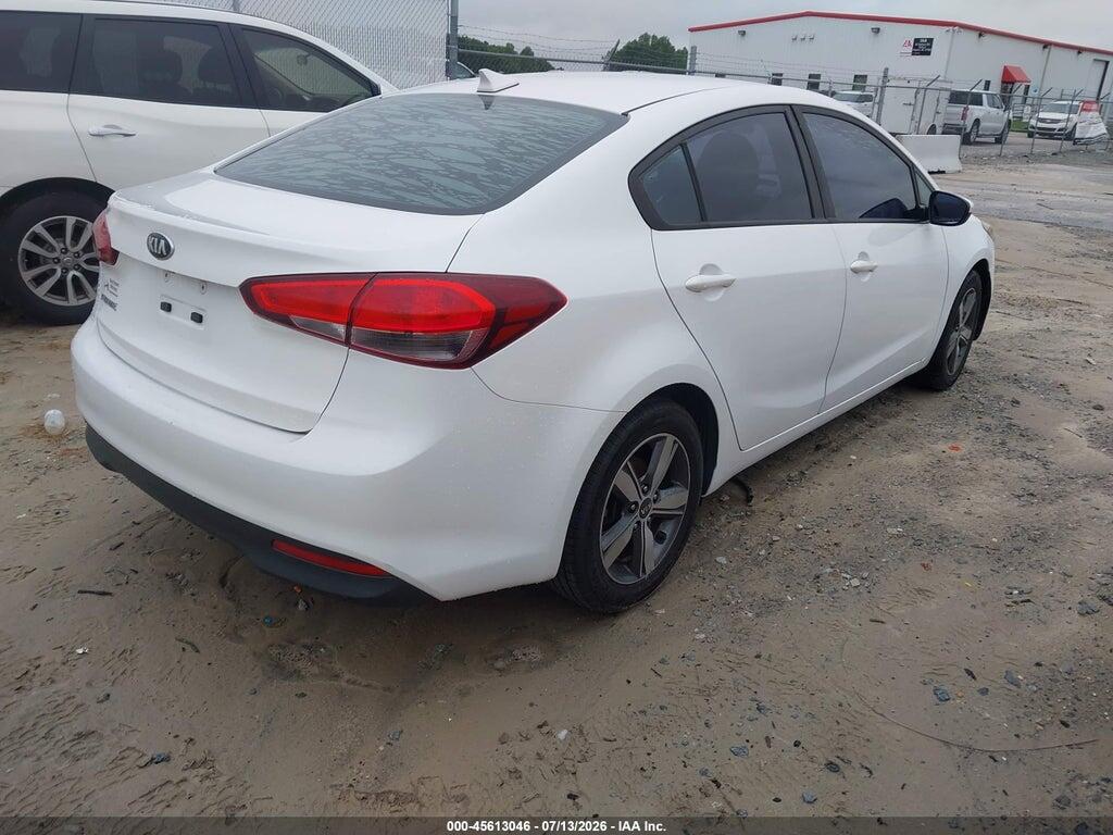 3KPFL4A72JE187366 2018 KIA FORTE photo no. 4