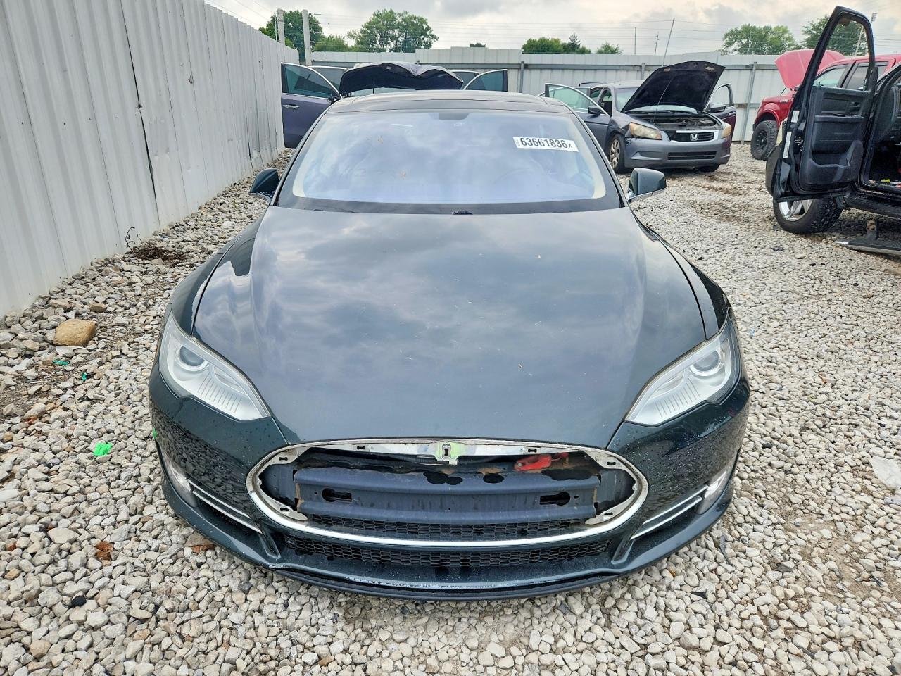 2013 TESLA MODEL S — Фото 5 из 12