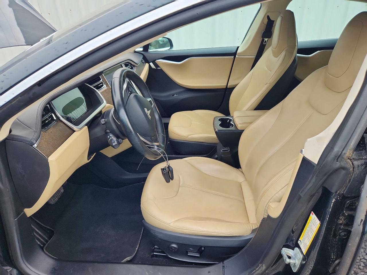2013 TESLA MODEL S — Фото 7 из 12