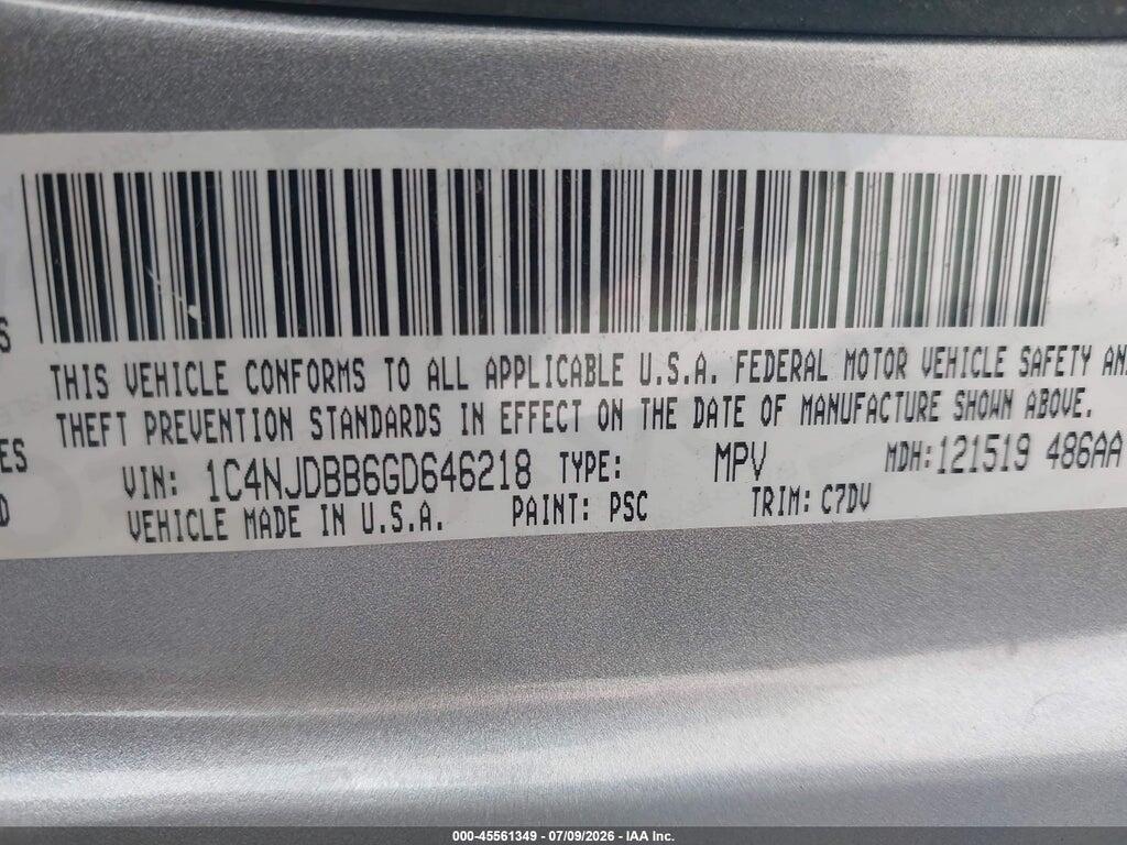 1C4NJDBB6GD646218 2016 JEEP COMPASS photo no. 9