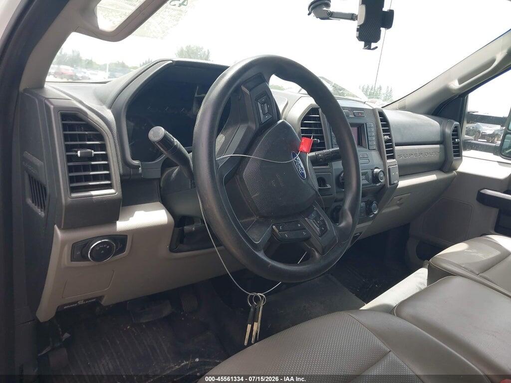 1FDUF4GNXLEC31449 2020 FORD F-450 CHASSIS photo no. 6